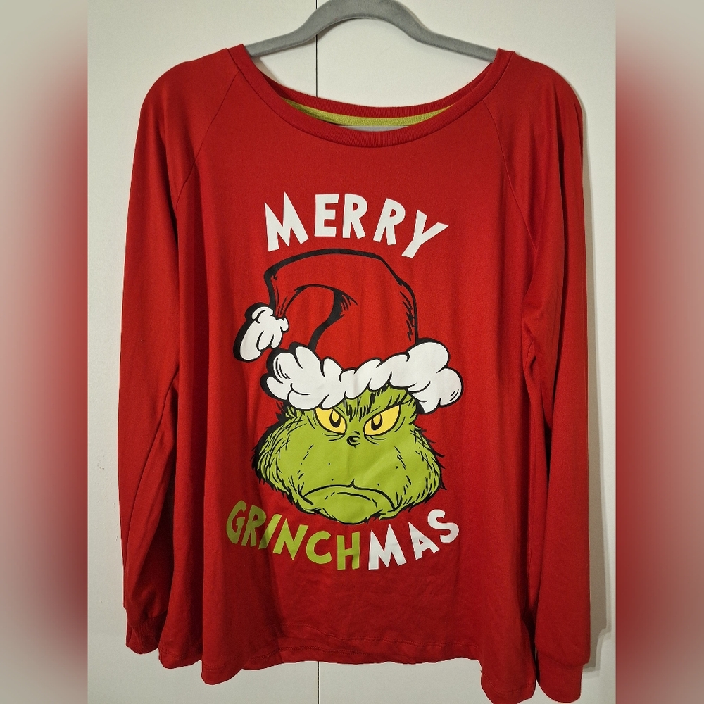 The Grinch Pajama Set